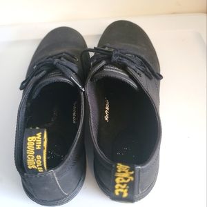 Doc Martens Unisex size 8 Black Santantia Canvas Sneakers